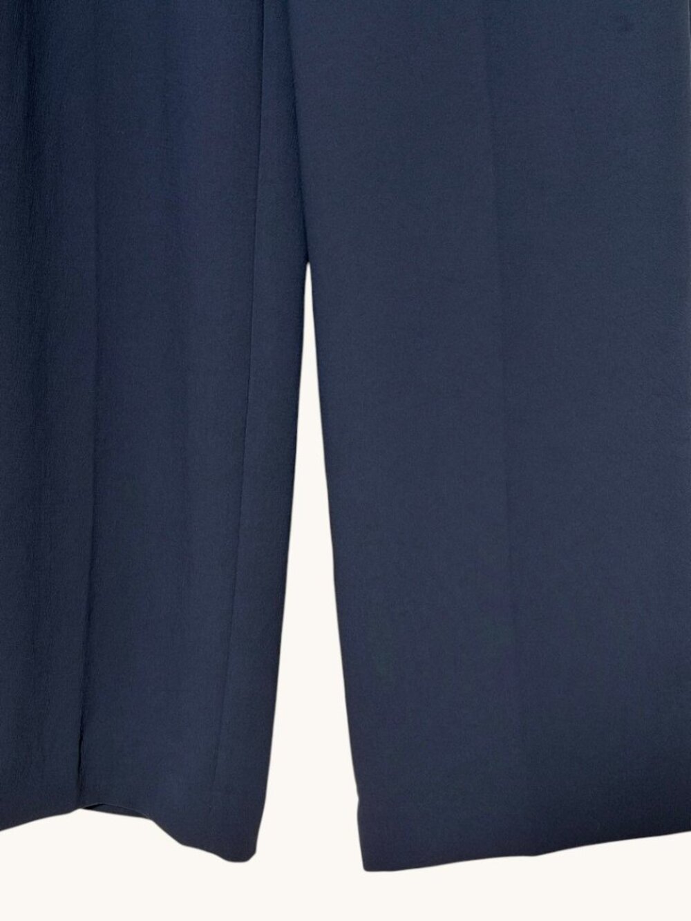 Aritzia The Effortless Pant - Navy Blue Crepette - Size 8 Short - Picture 6 of 8